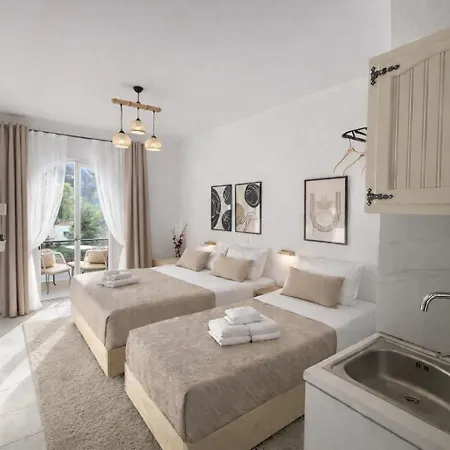 شقة Ameli ,balcony With Mountain View, Kitchenette, 1km To By Likeyourhome *