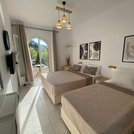 Apartment Ameli ,balcony With Mountain View, Kitchenette, 1km To By Likeyourhome *