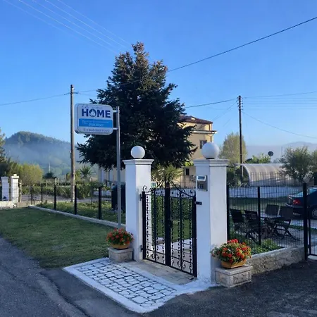 Ameli ,balcony With Mountain View, Kitchenette, 1km To By Likeyourhome Apartman Vátosz